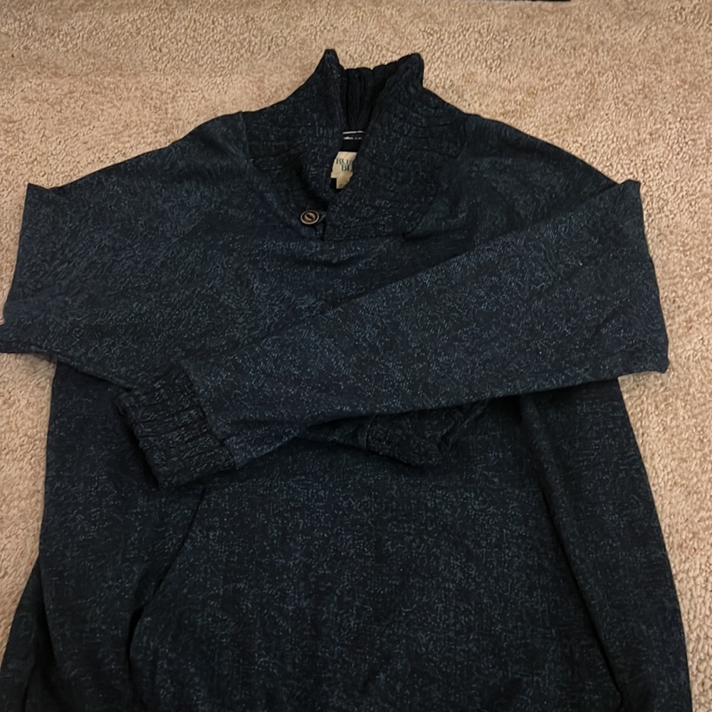 Sweaters size L 🥰👏🤗❤️ - Picture 6 of 9